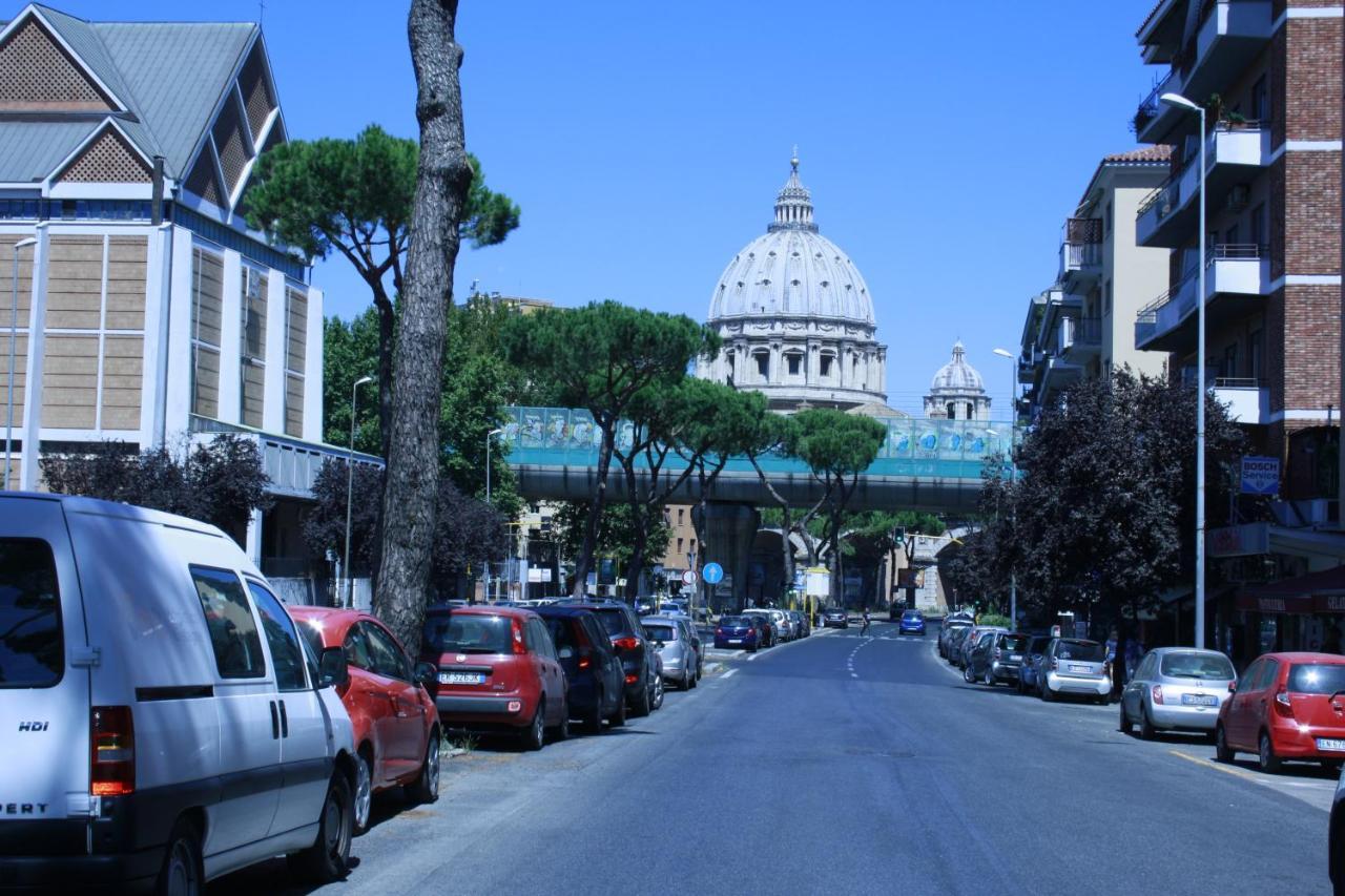 Vatican Luxury Home Рим Екстер'єр фото